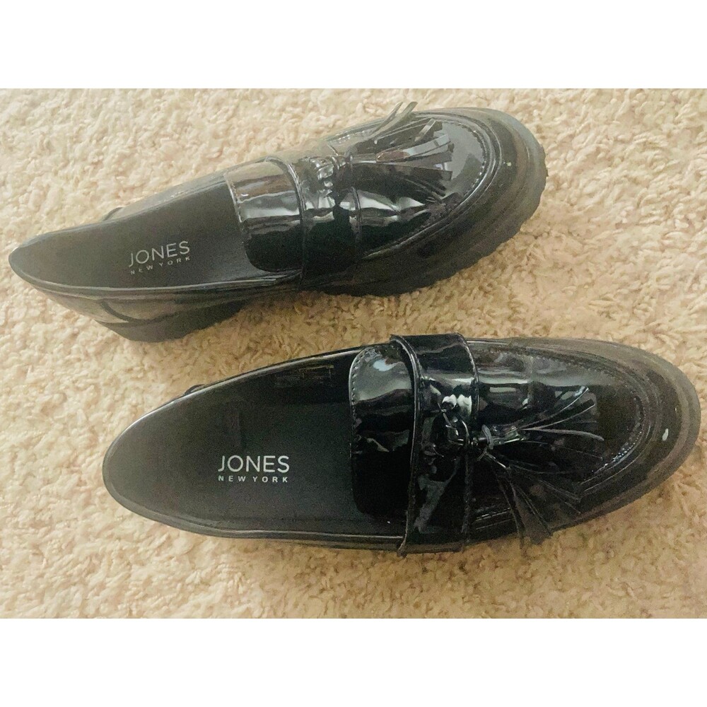 Jones work shows proffesional women’s size 8.5